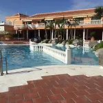 منتجع Tenerife Royal Gardens 3*